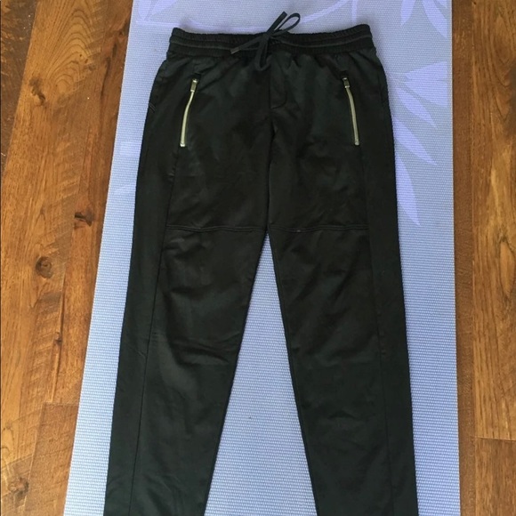 Athleta Pants & Jumpsuits Iso Athleta Hilltop Jogger Poshmark